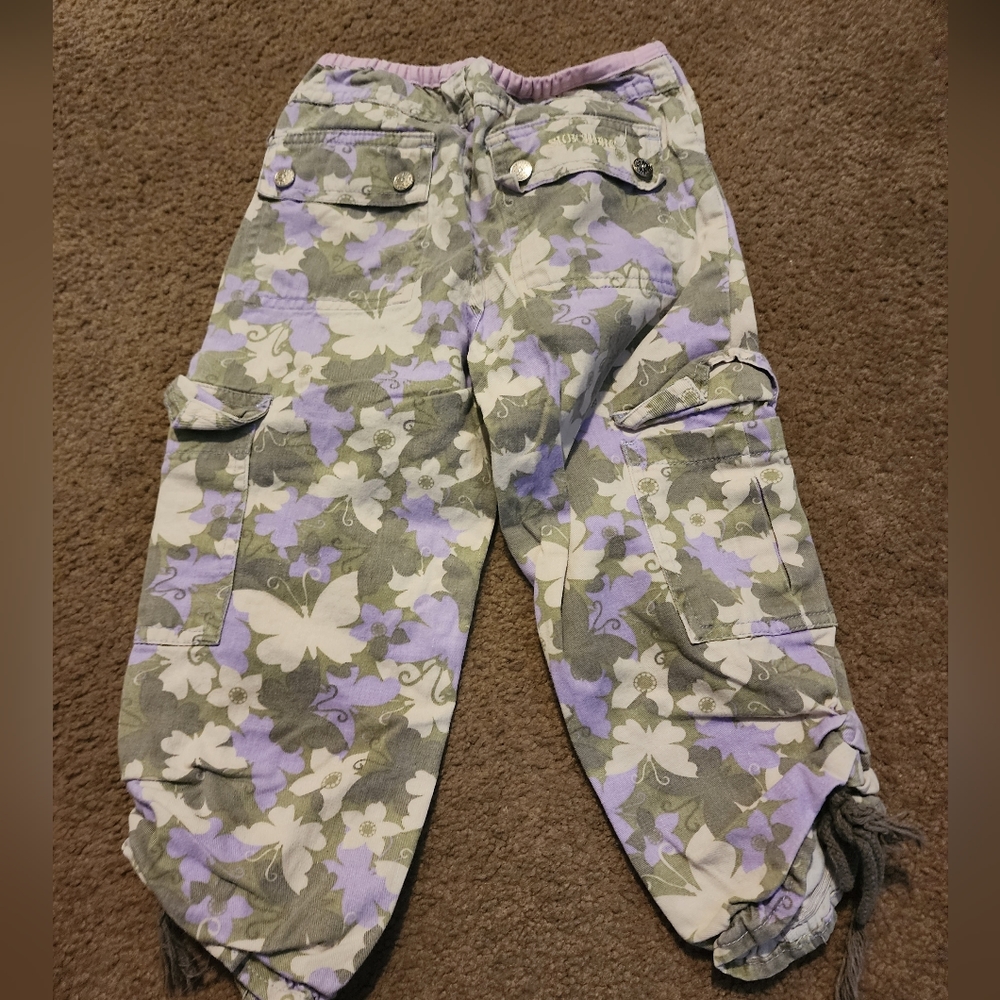 Girls sketchers capri pants